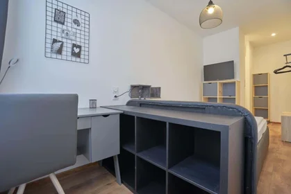 Prywatny pokój 4 Rue Rogier, 51100 Reims, France, obraz 3 14