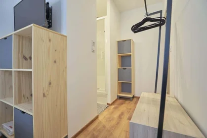 Prywatny pokój 4 Rue Rogier, 51100 Reims, France, obraz 5 14