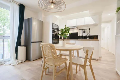 Privatzimmer in der 5 Pl. Sainte-Claire, 51100 Reims, France, bild 17 von 23