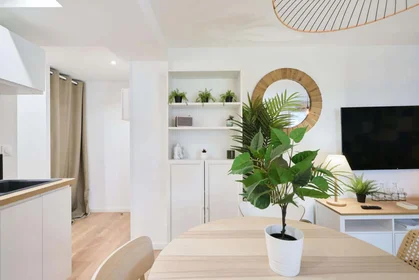 Privatzimmer in der 5 Pl. Sainte-Claire, 51100 Reims, France, bild 19 von 23