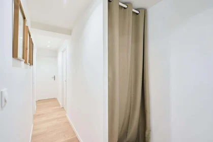 Privatzimmer in der 5 Pl. Sainte-Claire, 51100 Reims, France, bild 22 von 23
