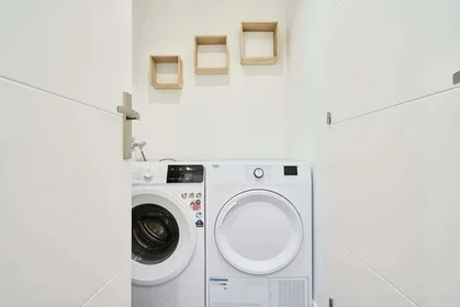 Privatzimmer in der 5 Pl. Sainte-Claire, 51100 Reims, France, bild 23 von 23