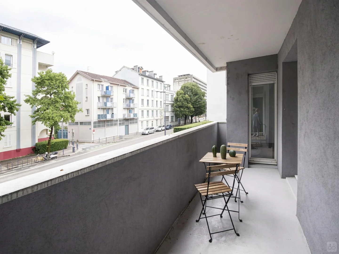Habitación estudiantil económica cerca del campus en 