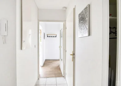 Privatzimmer in der Sans-Souci Dauphiné, Lyon, bild 3 von 6