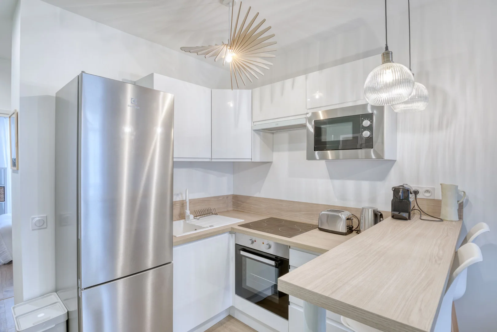 Student-friendly room in  with modern amenities