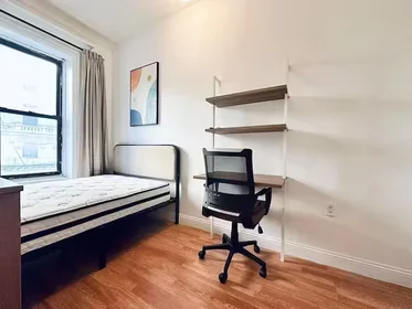 Toda a acomodação em 256 west 108th street,  3W, Upper West Side, New York, NY, 10025, imagem 1 de 10