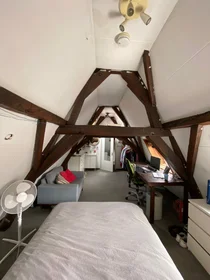 Private room at Noordeinde, image 1 of 5