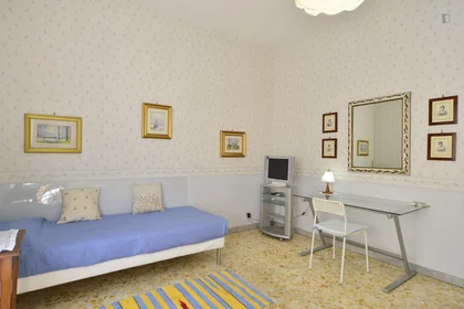 Chambre privée à via delle arniche, image 5 de 16