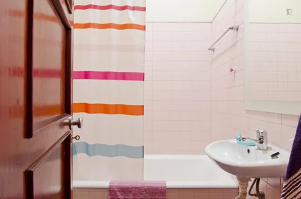Quarto privado em Rua da Quintinha, imagem 11 de 19