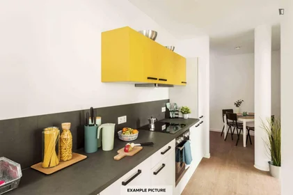 Quarto privado em Klara-Franke-Straße, imagem 4 de 15