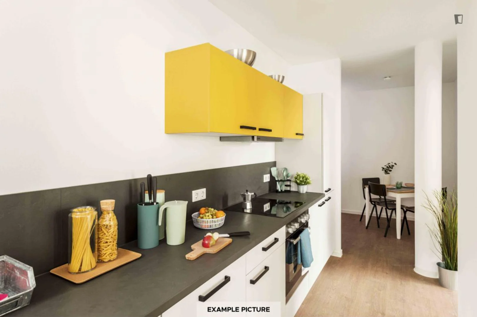 Quarto amigo do estudante em  com comodidades modernas