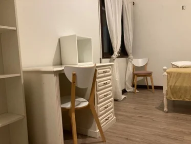 Stanza privata in R. de Honório de Lima, immagine 1 di 10