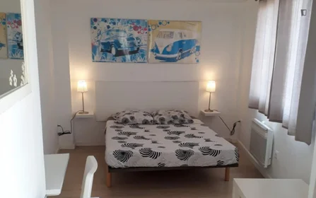 Privatzimmer in der Carrer d'Alemany, bild 1 von 18