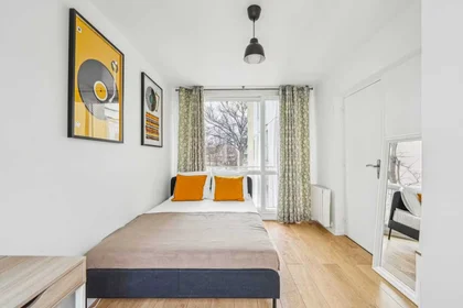 Özel oda konumu Rue des Châteaux Bruloirs, , 1 8 görüntüsü