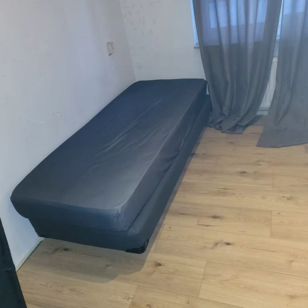 Wygodny i przestronny pokój studencki w 