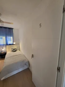 Habitación compartida en Carrer de la Princesa Merce, Alipark, imagen 4 de 10