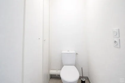 Prywatny pokój Cusset-Bonnevay, Villeurbanne, obraz 5 7