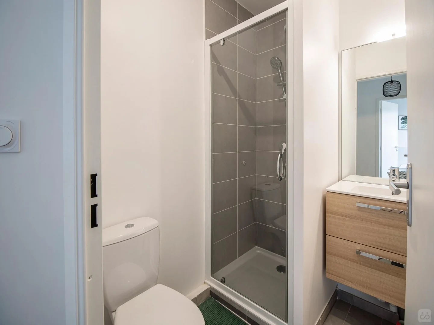 Chambre d'étudiant économique avec emplacement pratique dans 
