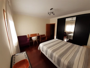 Quarto para alugar num apartamento partilhado em Braga