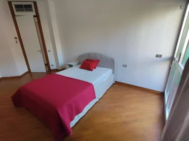 Stanza privata in Via del Ponte all'Asse, immagine 5 di 26