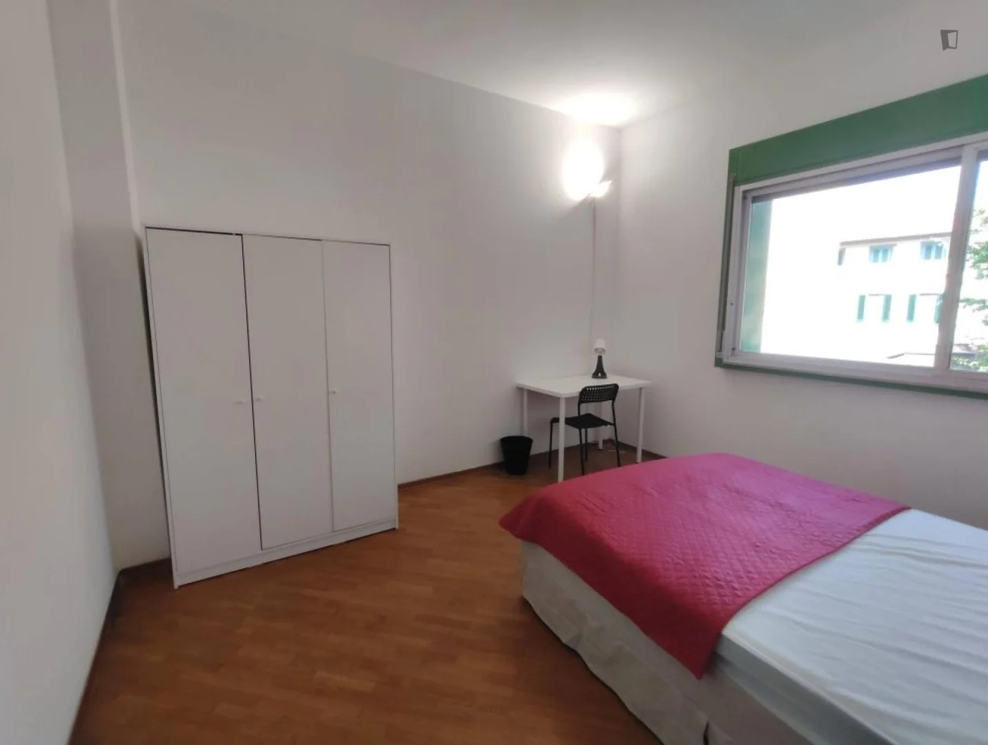 Camera per studenti economica vicino al campus a