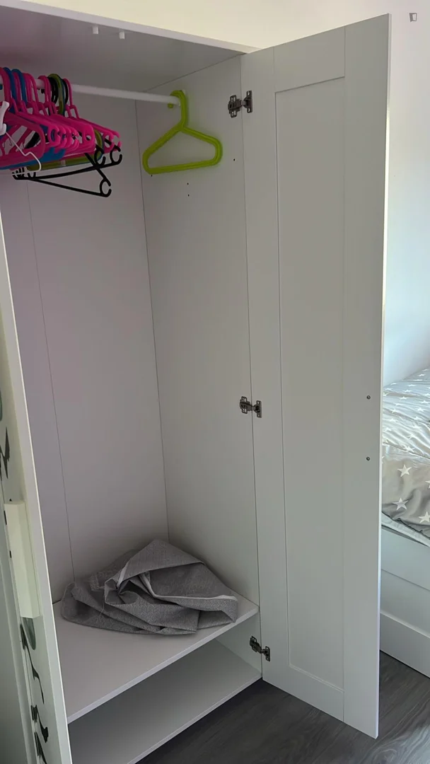 Cozy room for students available in 