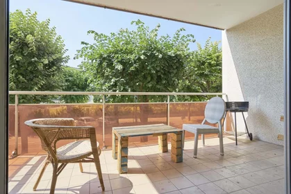 Özel oda konumu 3 Av. Georges Clemenceau, 51100 Reims, France, 11 12 görüntüsü