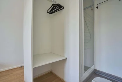 Özel oda konumu 3 Av. Georges Clemenceau, 51100 Reims, France, 4 12 görüntüsü