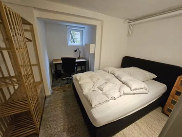 Dairenin tamamı konumu Klingenteichstraße, Altstadt, 7 10 görüntüsü