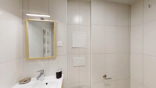 Prywatny pokój bis rue Claude Bernard, obraz 4 17