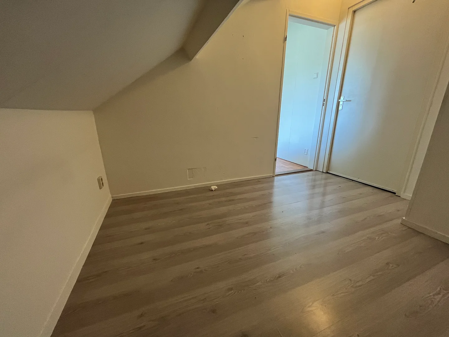 Quarto amigo do estudante em  com comodidades modernas