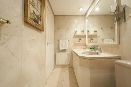 Private room at Calle Ramonet, image 17 of 26