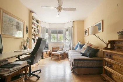 Private room at Calle Ramonet, image 21 of 26