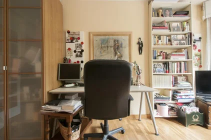 Private room at Calle Ramonet, image 22 of 26