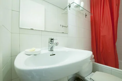 Private room at Calle Ramonet, image 4 of 26