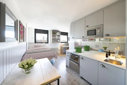 Studio in residence at 35 The Parade, Cardiff CF24 3AD, United Kingdom, image 11 of 25