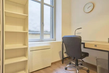 Habitación privada en 5 Av. Foch, 54000 Nancy, France, imagen 3 de 12