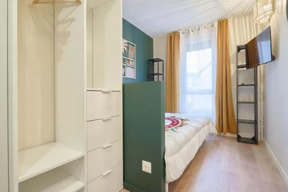 Stanza privata in 29 Rue Cérès, 51100 Reims, France, immagine 1 di 10
