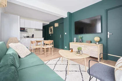 Privatzimmer in der 29 Rue Cérès, 51100 Reims, France, bild 8 von 18
