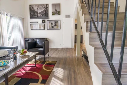 Private room at Pelham Avenue, image 26 of 32