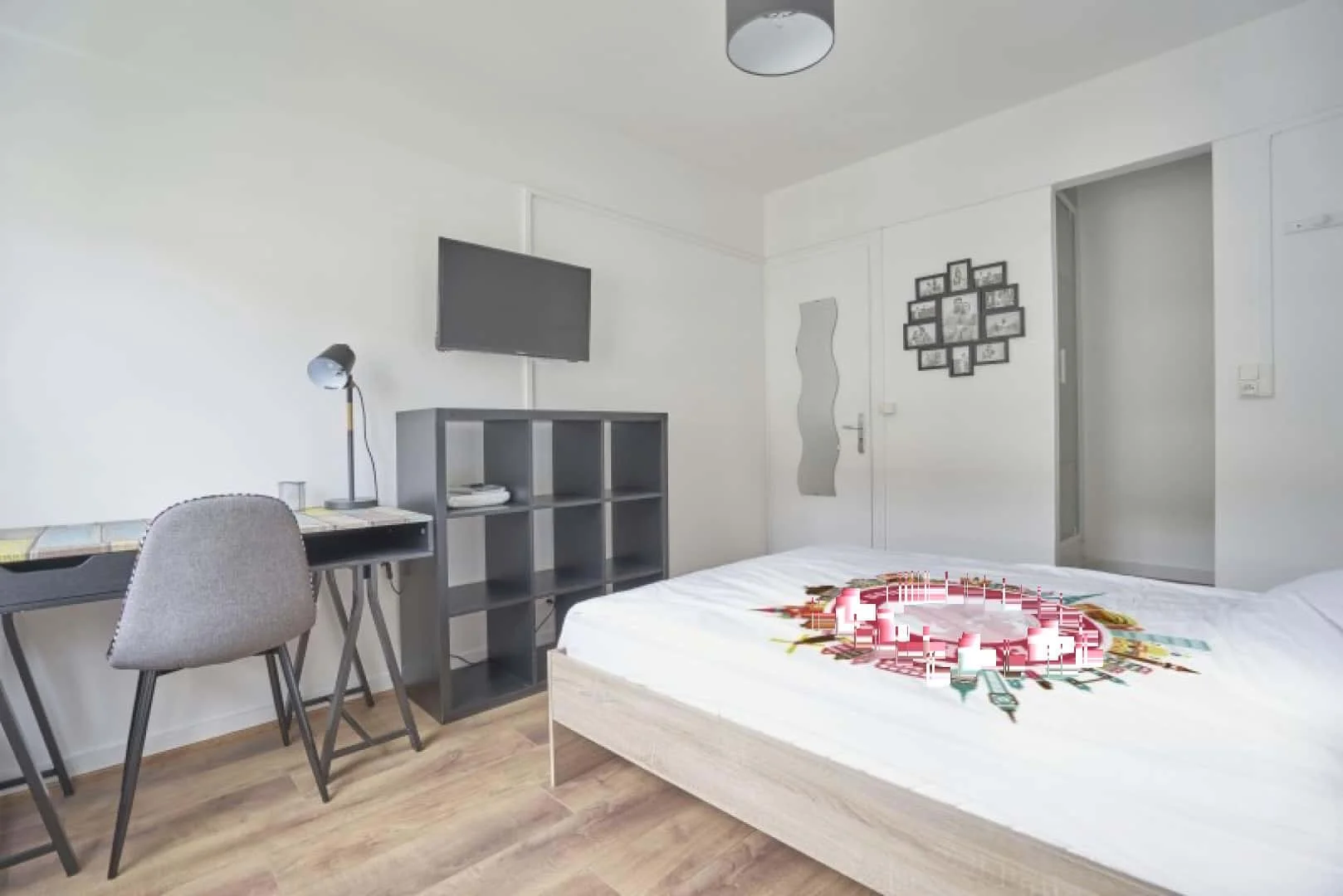 Quarto amigo do estudante em  com comodidades modernas