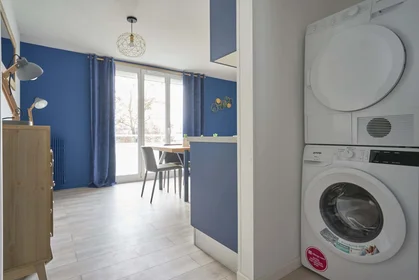 Privatzimmer in der 1 Rue Lagrive, 51100 Reims, France, bild 17 von 18
