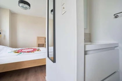 Privatzimmer in der 1 Rue Lagrive, 51100 Reims, France, bild 4 von 18