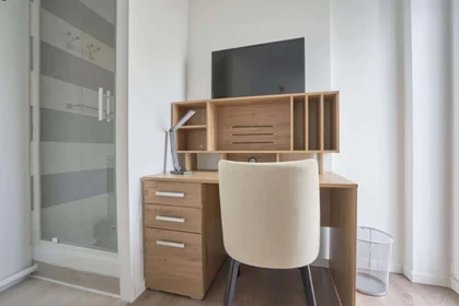 Privatzimmer in der 1 Rue Lagrive, 51100 Reims, France, bild 5 von 18