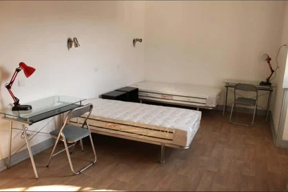 Chambre privée à Praça do Comércio 28, 3000-116 Coimbra, Portugal, image 1 de 14