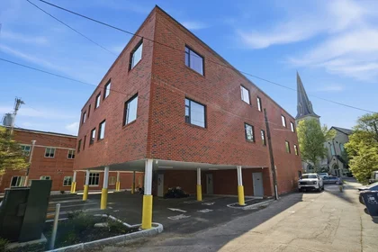 Logement entier en résidence à 632, Centre St., Unit 303, Jamaica Plain, Boston, MA, 02139, image 18 de 18