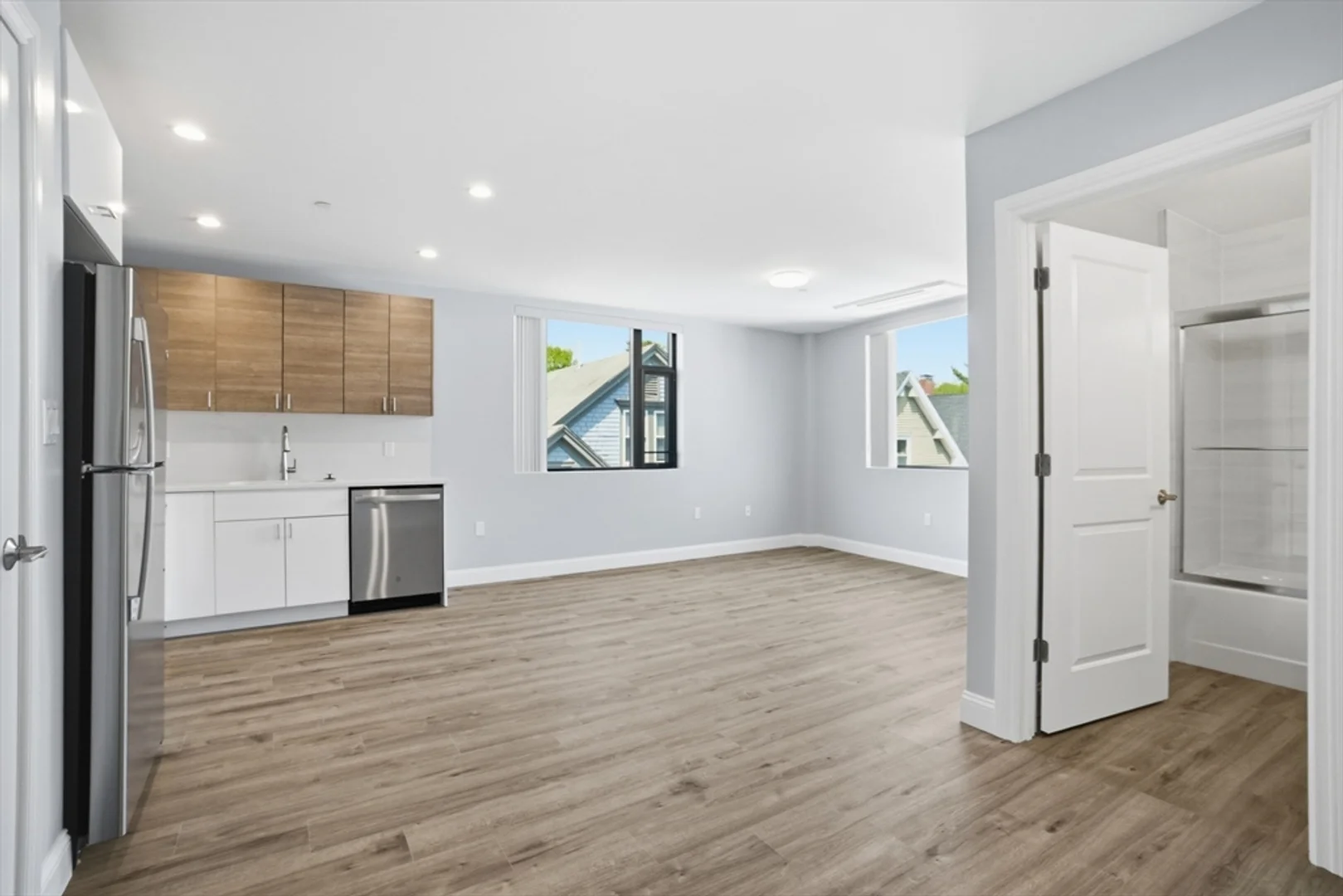 632, Centre St., Unit 303, Jamaica Plain, Boston, MA, 02139