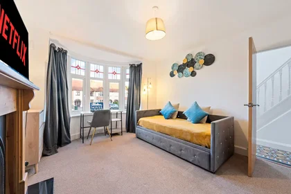 Apartamento inteiro em Allesley Old Road, Coventry, imagem 2 de 10