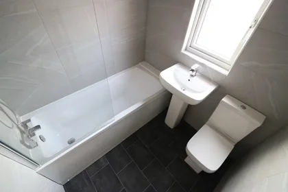 Apartamento inteiro em Allesley Old Road, Coventry, imagem 7 de 10