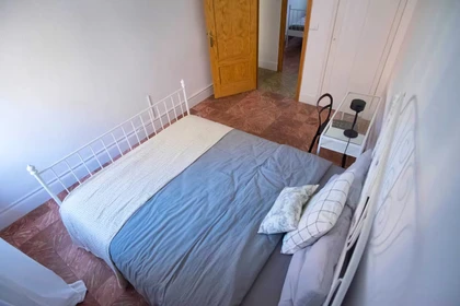 Quarto para alugar com cama de casal em Santa Cruz De Tenerife